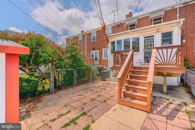 5 CARDINAL RD, Baltimore, MD 21221