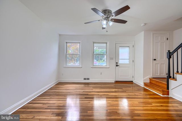 5 CARDINAL RD, Baltimore, MD 21221