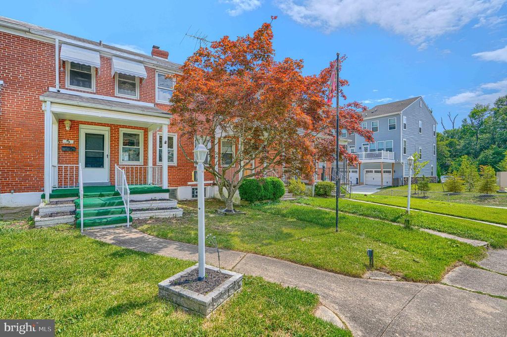 5 CARDINAL RD, Baltimore, MD 21221