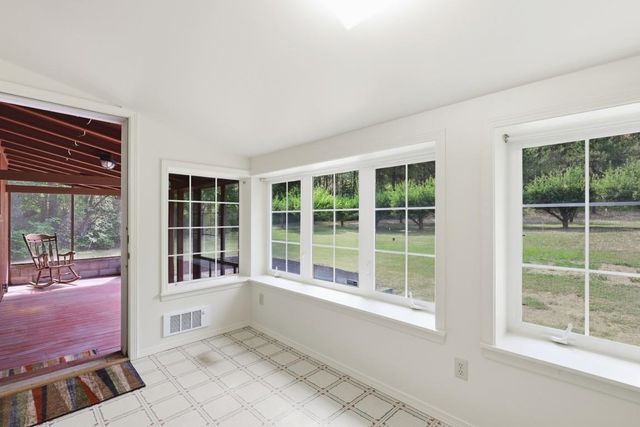 14424 S Cheney-Spokane Rd, Cheney, WA 99004