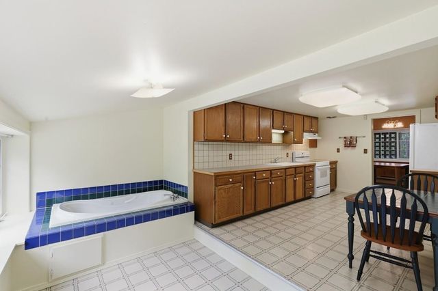 14424 S Cheney-Spokane Rd, Cheney, WA 99004