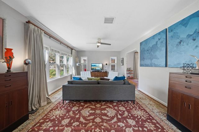 1831 Palm Street, Houston, TX 77004