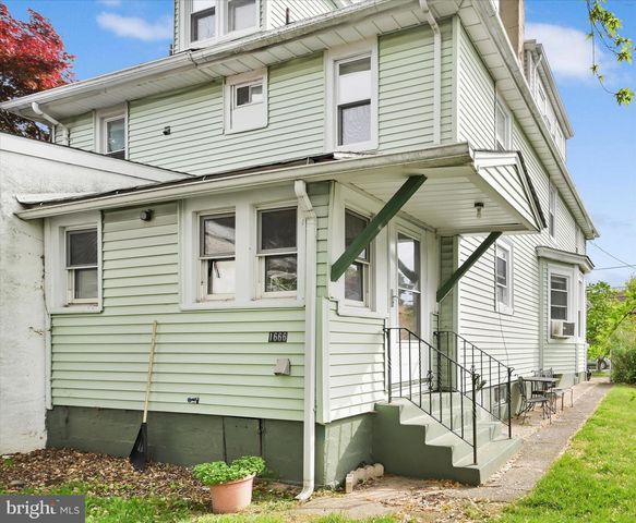 1666 WARD ST, Marcus Hook, PA 19061