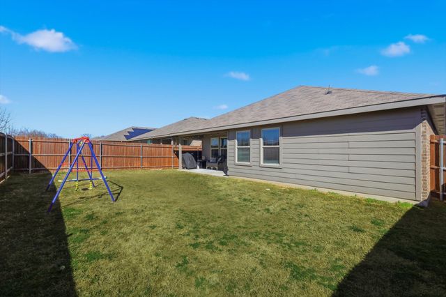 16409 Marinette Court, Justin, TX 76247