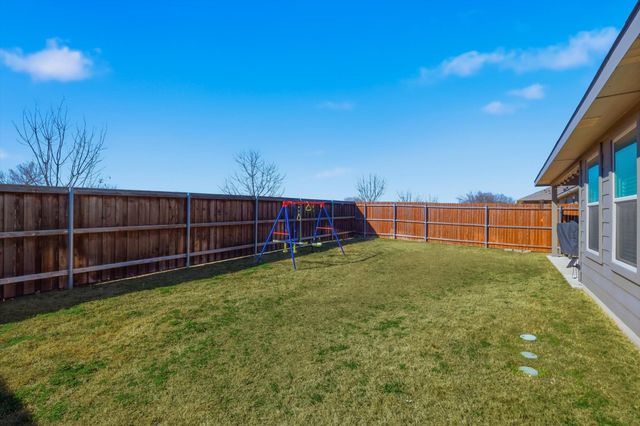 16409 Marinette Court, Justin, TX 76247