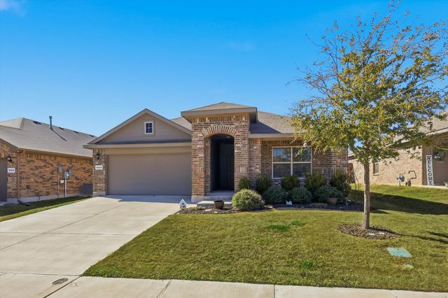 16409 Marinette Court, Justin, TX 76247