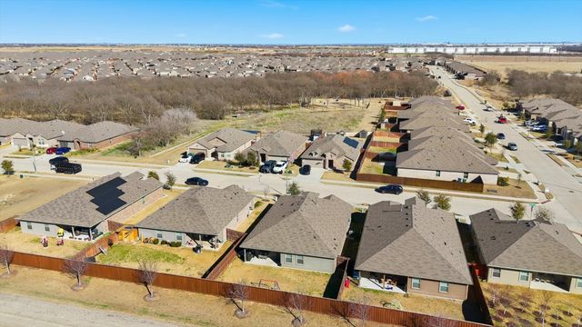 16409 Marinette Court, Justin, TX 76247