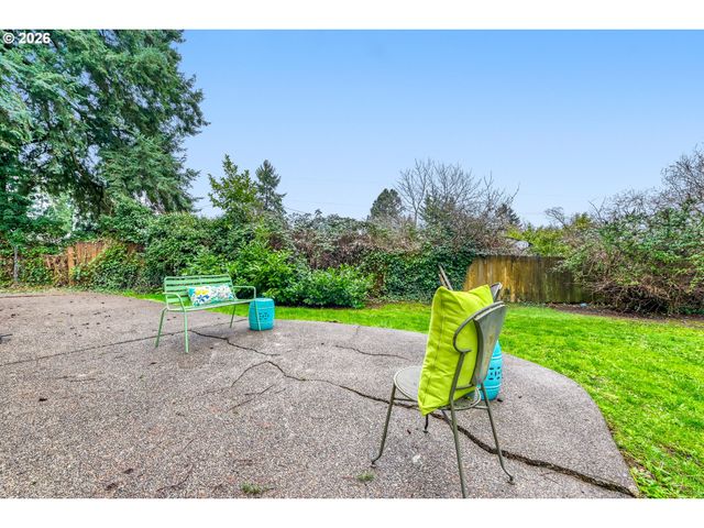 15975 Se MARY ANN Ln, Milwaukie, OR 97267