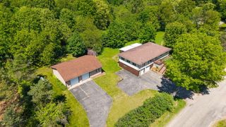 6750 Smith Road, Leoni Twp, MI 49201