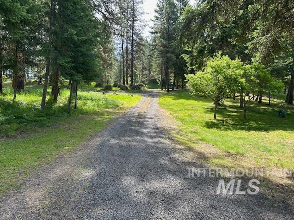268 Long Bluff, Kooskia, ID 83539