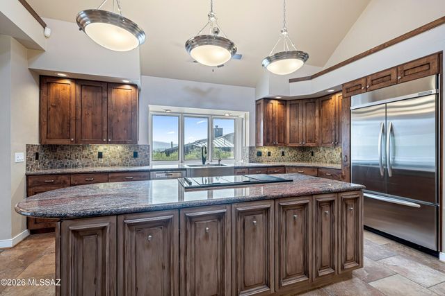 6200 N Desert Moon Loop, Tucson, AZ 85750