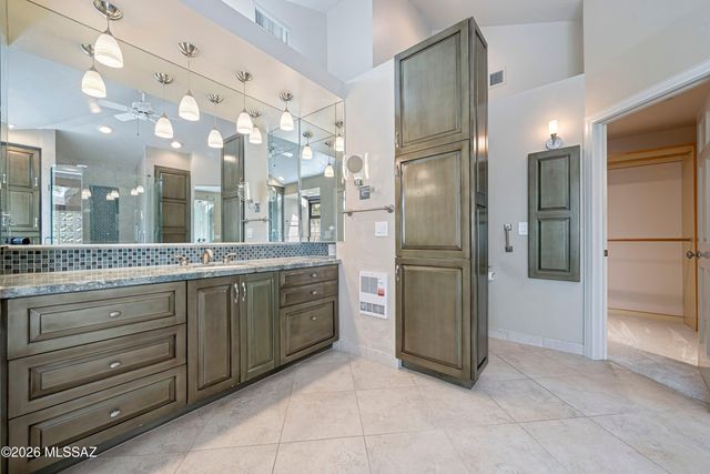 6200 N Desert Moon Loop, Tucson, AZ 85750