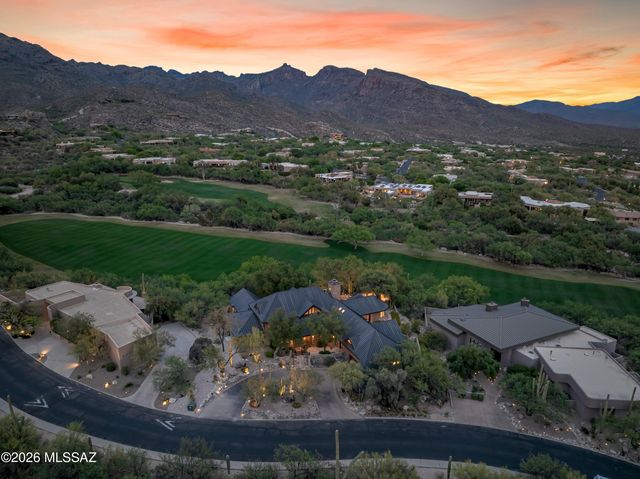 6200 N Desert Moon Loop, Tucson, AZ 85750