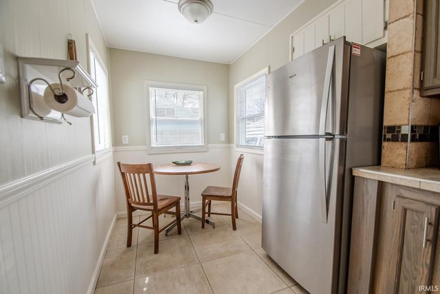 725 Lillian Avenue, Fort Wayne, IN 46808