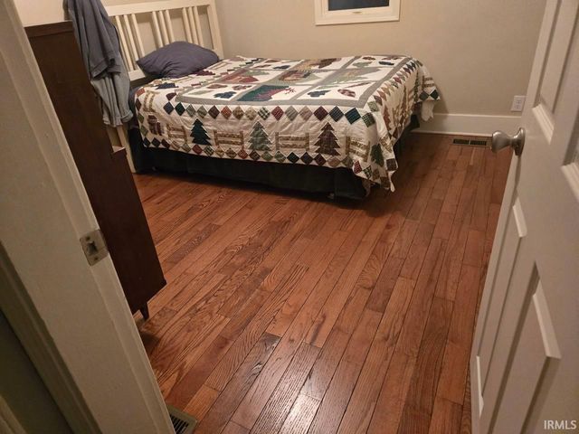 725 Lillian Avenue, Fort Wayne, IN 46808