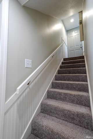 725 Lillian Avenue, Fort Wayne, IN 46808