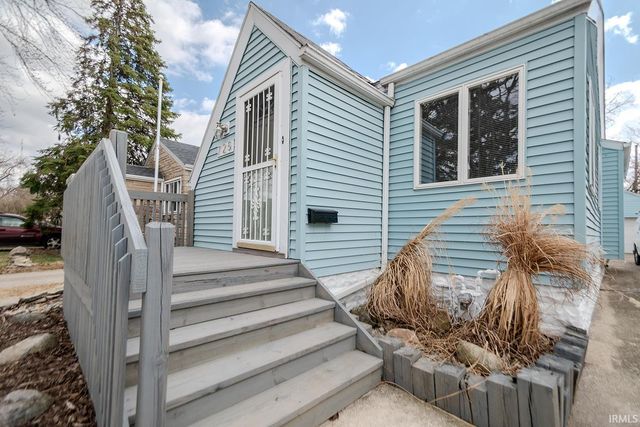 725 Lillian Avenue, Fort Wayne, IN 46808