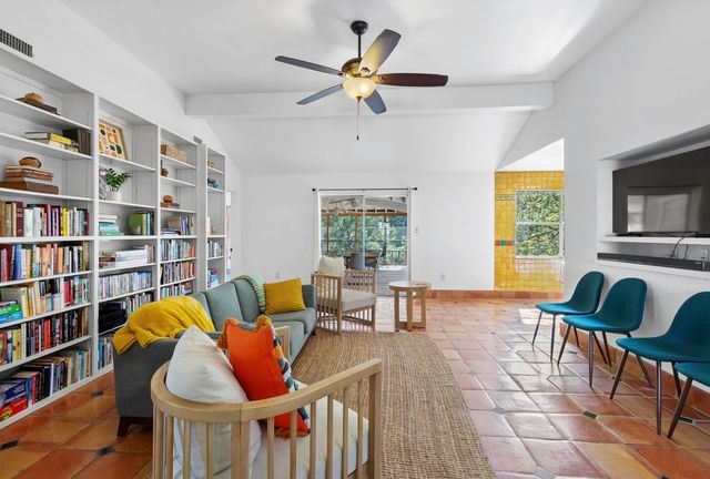 197 Little River Lane, Blanco, TX 78606