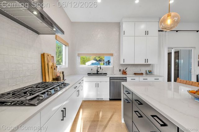 3813 Linwood Avenue, Royal Oak, MI 48073