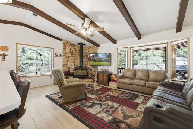 18978 Zachary Ct, Twain Harte, CA 95383