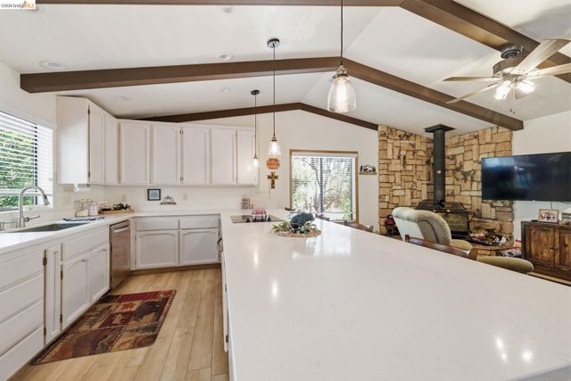 18978 Zachary Ct, Twain Harte, CA 95383