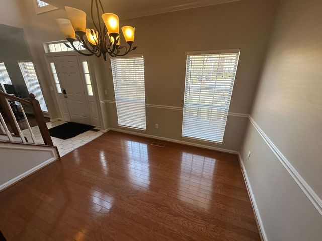 2402 Brookstone Pl, Mount Juliet, TN 37122