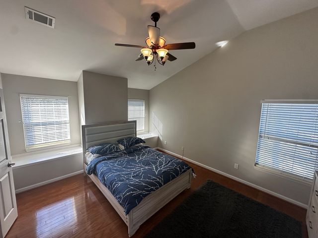 2402 Brookstone Pl, Mount Juliet, TN 37122