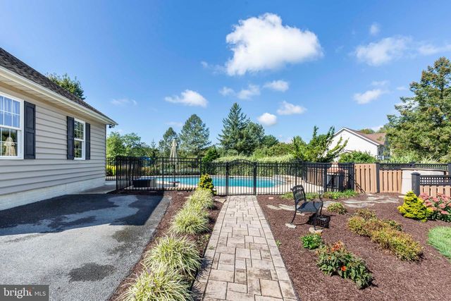 3297 SAINT GEORGES CT, Hampstead, MD 21074