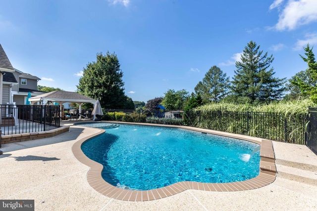 3297 SAINT GEORGES CT, Hampstead, MD 21074