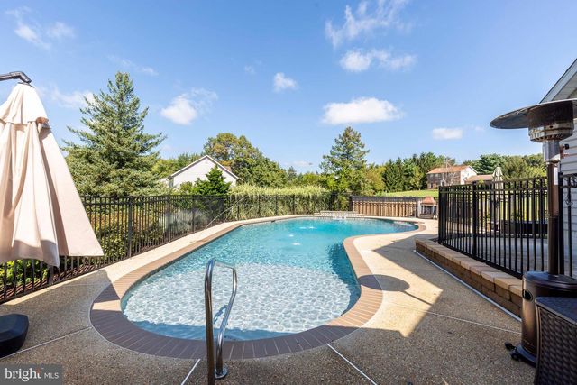 3297 SAINT GEORGES CT, Hampstead, MD 21074