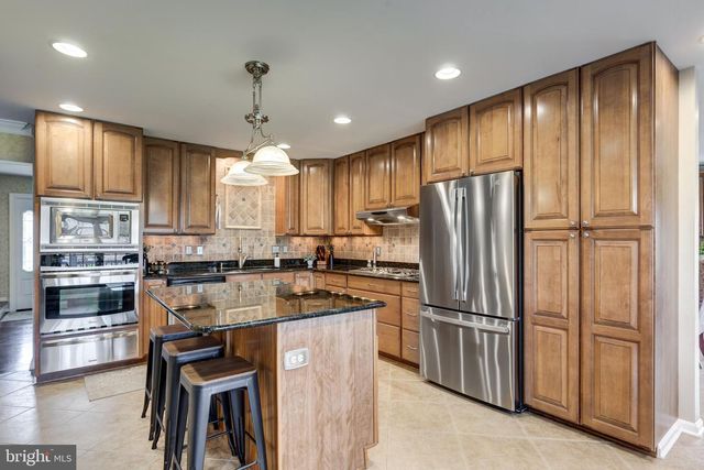 3297 SAINT GEORGES CT, Hampstead, MD 21074