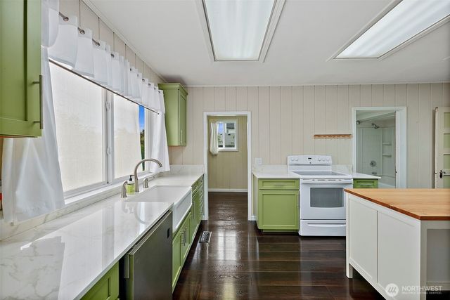 7640 Yakima Avenue, Tacoma, WA 98408