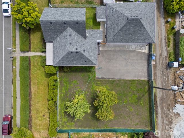 7640 Yakima Avenue, Tacoma, WA 98408