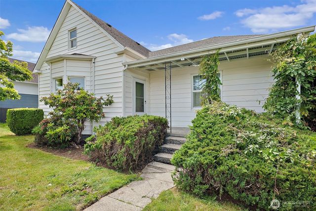 7640 Yakima Avenue, Tacoma, WA 98408