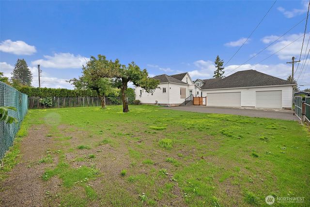 7640 Yakima Avenue, Tacoma, WA 98408