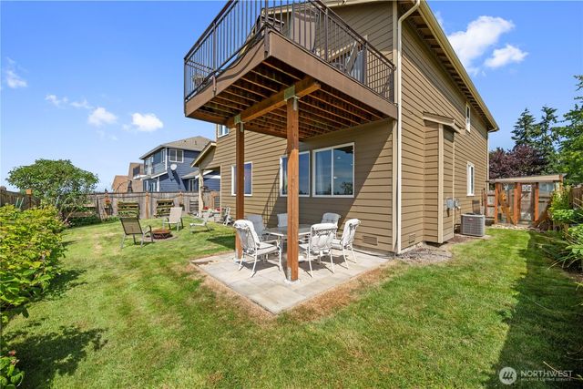 6916 37th Place NE, Marysville, WA 98270