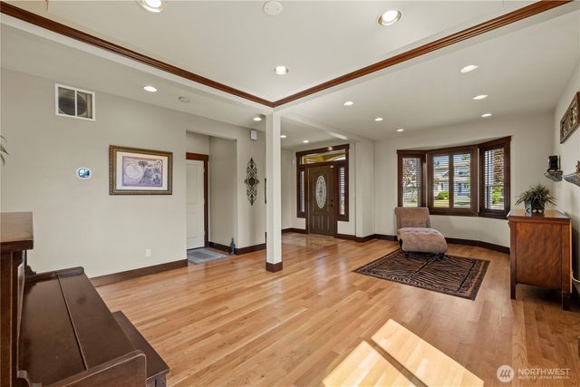 6916 37th Place NE, Marysville, WA 98270