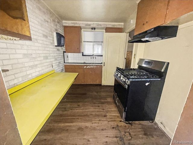 11336 Courville Street, Detroit, MI 48224