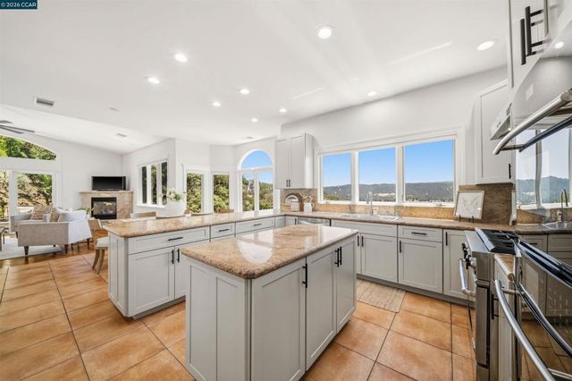 554 Oakshire Pl, Alamo, CA 94507