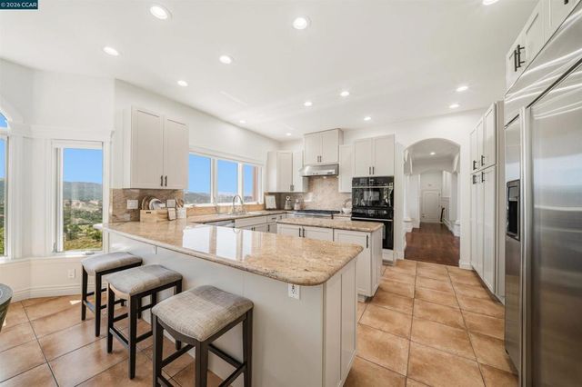 554 Oakshire Pl, Alamo, CA 94507
