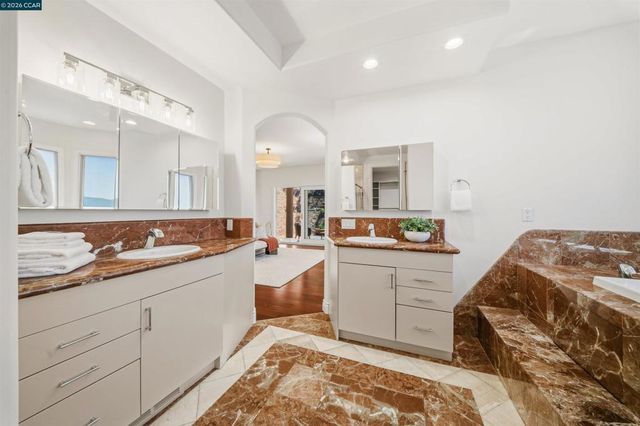 554 Oakshire Pl, Alamo, CA 94507