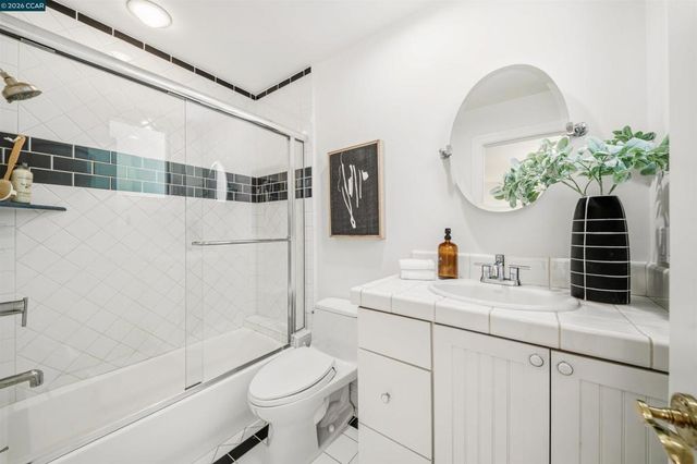 554 Oakshire Pl, Alamo, CA 94507