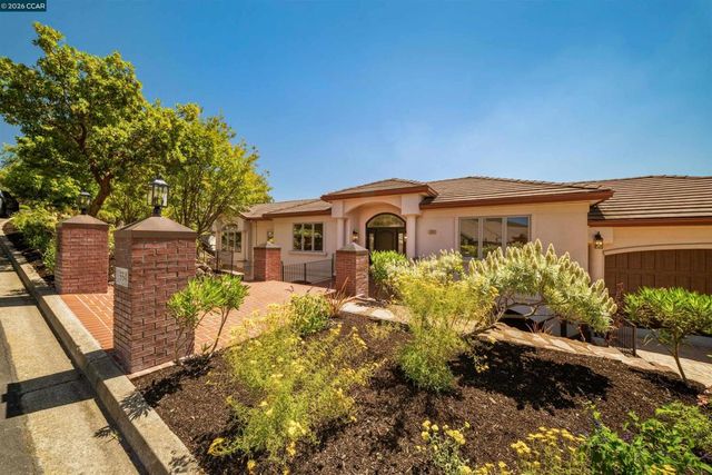 554 Oakshire Pl, Alamo, CA 94507
