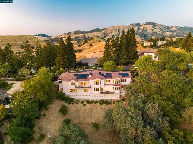 554 Oakshire Pl, Alamo, CA 94507