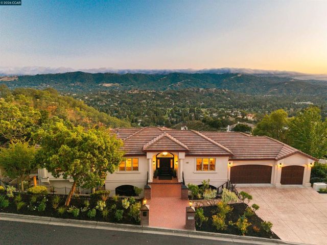 554 Oakshire Pl, Alamo, CA 94507