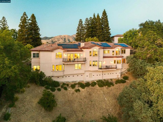 554 Oakshire Pl, Alamo, CA 94507