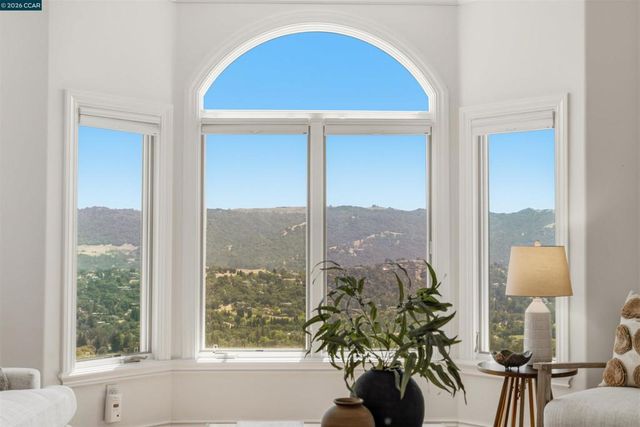 554 Oakshire Pl, Alamo, CA 94507