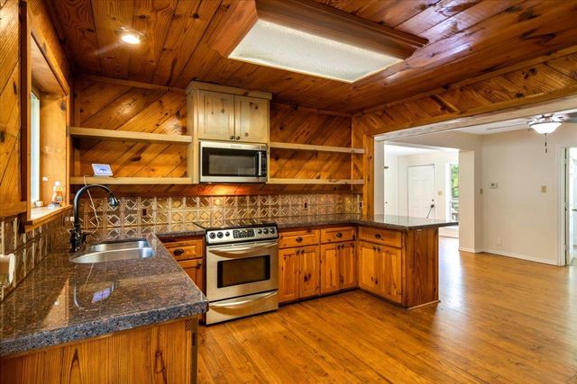 21430 County Road 2182, Whitehouse, TX 75791