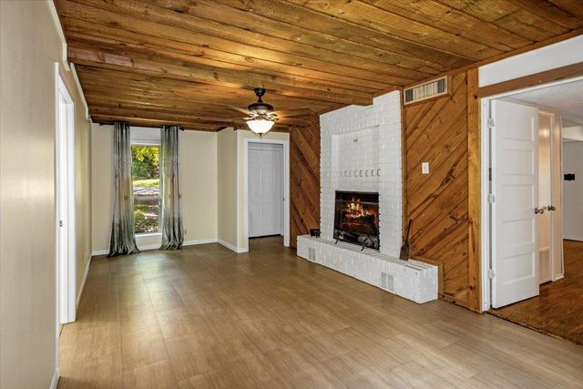 21430 County Road 2182, Whitehouse, TX 75791