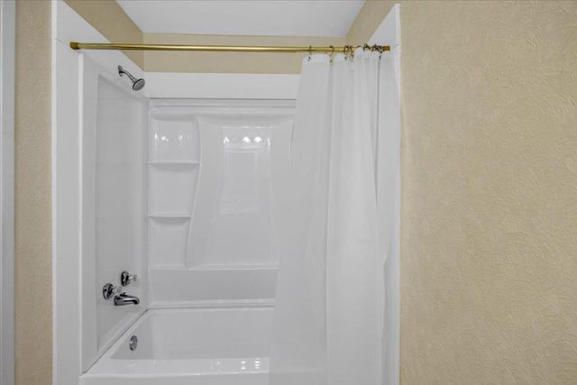 21430 County Road 2182, Whitehouse, TX 75791